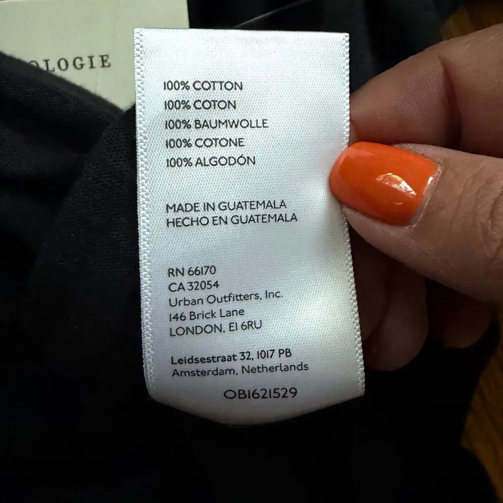 NWT Pilcro by Anthropologie Long-Sleeve Black Twist Tee
Size: Medium - Image 9