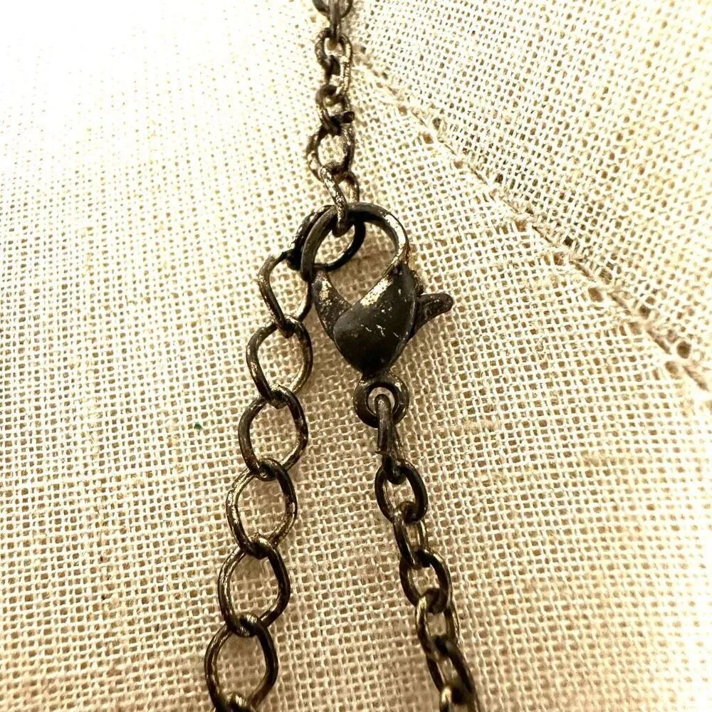 Faux pearl brass tone flower necklace - Image 5