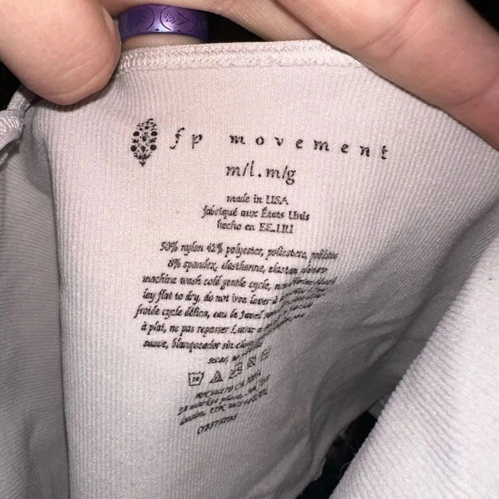 Free People Movement white strappy cropped M cami - Image 3