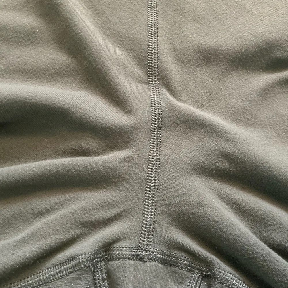 Lululemon sunset salutation crop size 6 olive green fold over waistband - Image 11