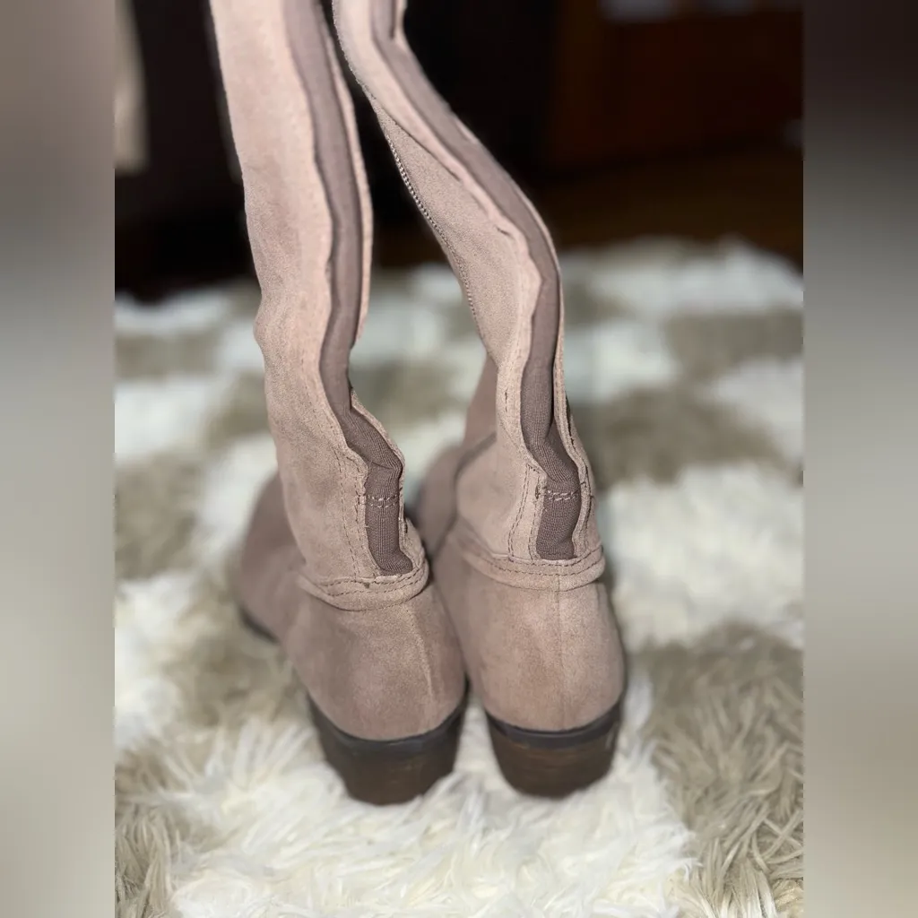 Vince Camuto Taupe Knee-High Boots Pre🩷 - Image 4