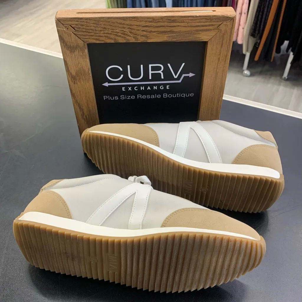 MIA tan and white sneakers, size 10 - Image 3