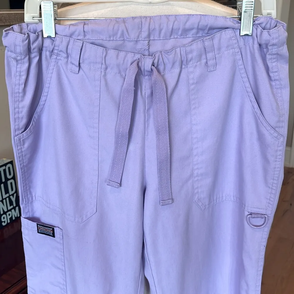 Lavender Cargo Scrubs Purple - Image 2