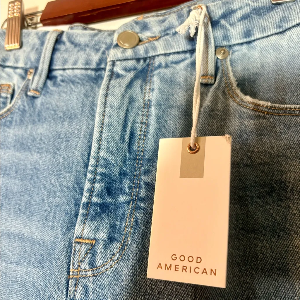 GOOD AMERICAN Weekender Distressed Straight Leg Jeans - Image 9