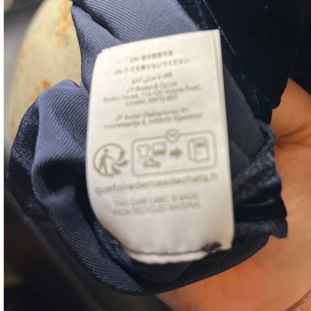 Boden Navy Blue Velvet Halterneck Top Size 8 - Image 8