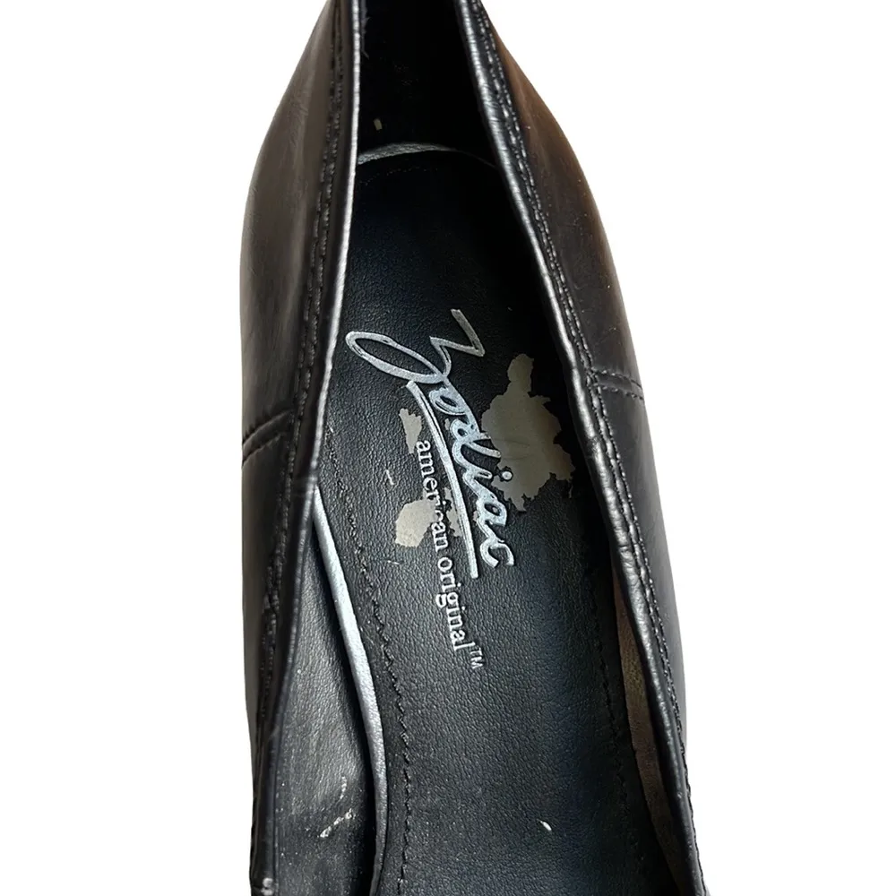 Zodiac Black Matte Vivian Stud Pumps SIze 7.5 - Image 4