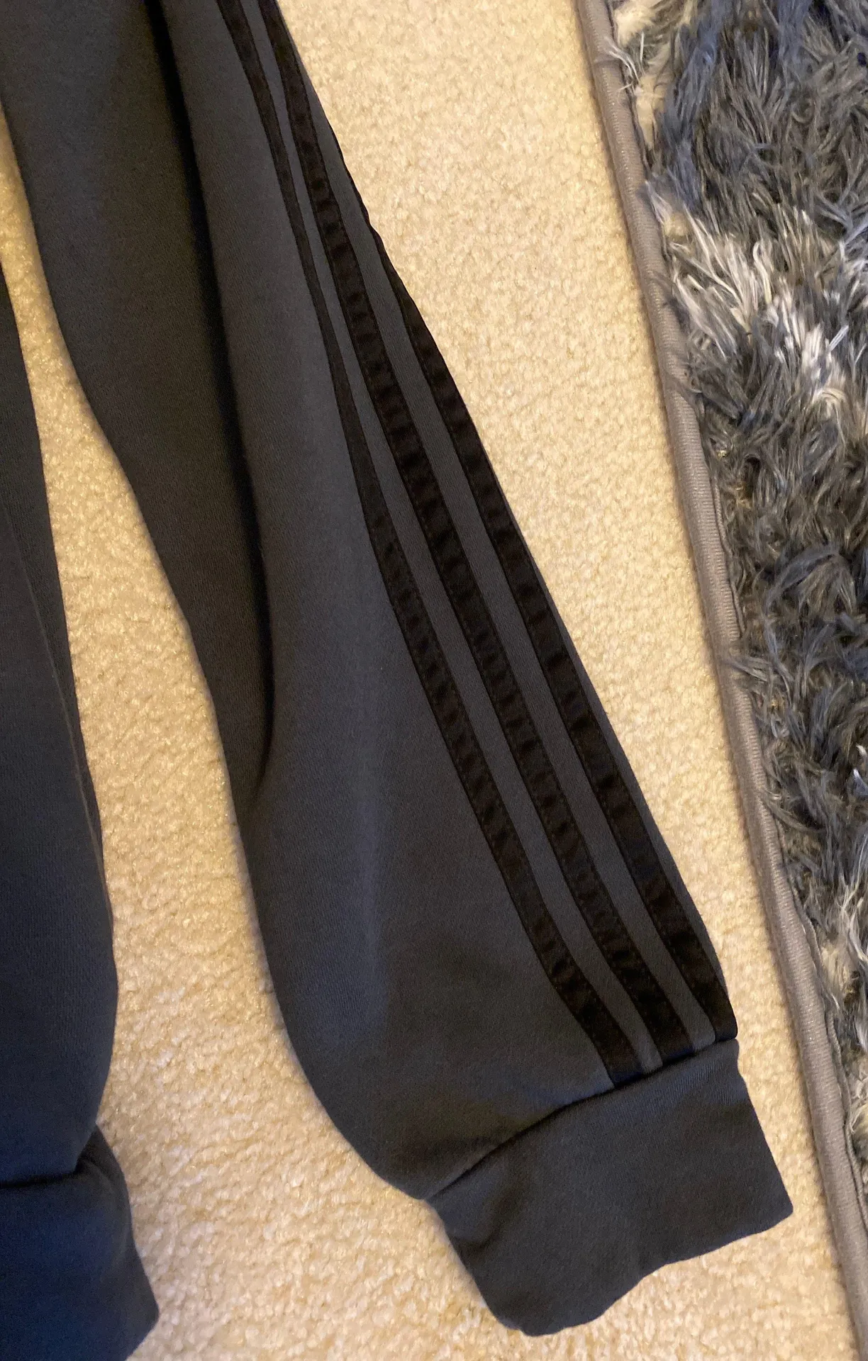 Adidas Sweatshirt - Image 2