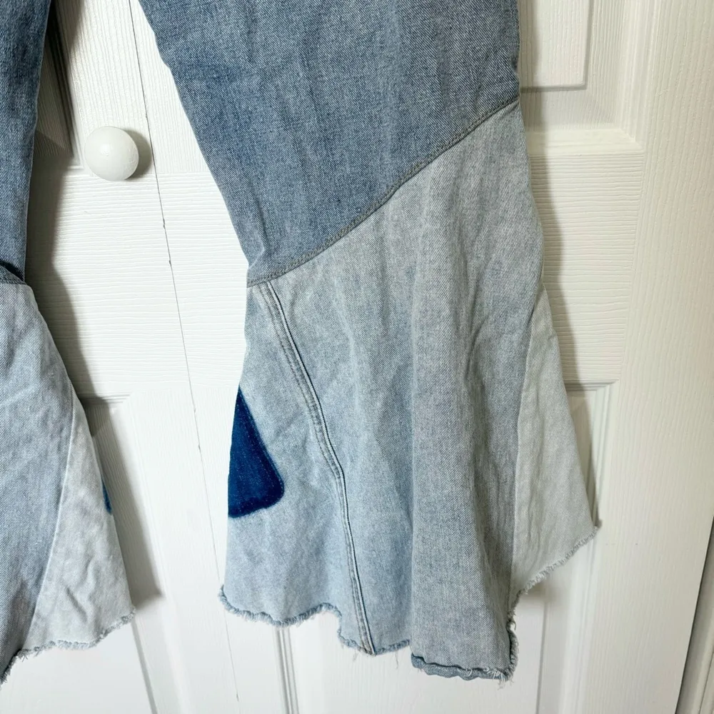 Urban Outfitters BDG Light Wash High Waisted Patchwork Flare Leg Jeans Size 31 - Image 8