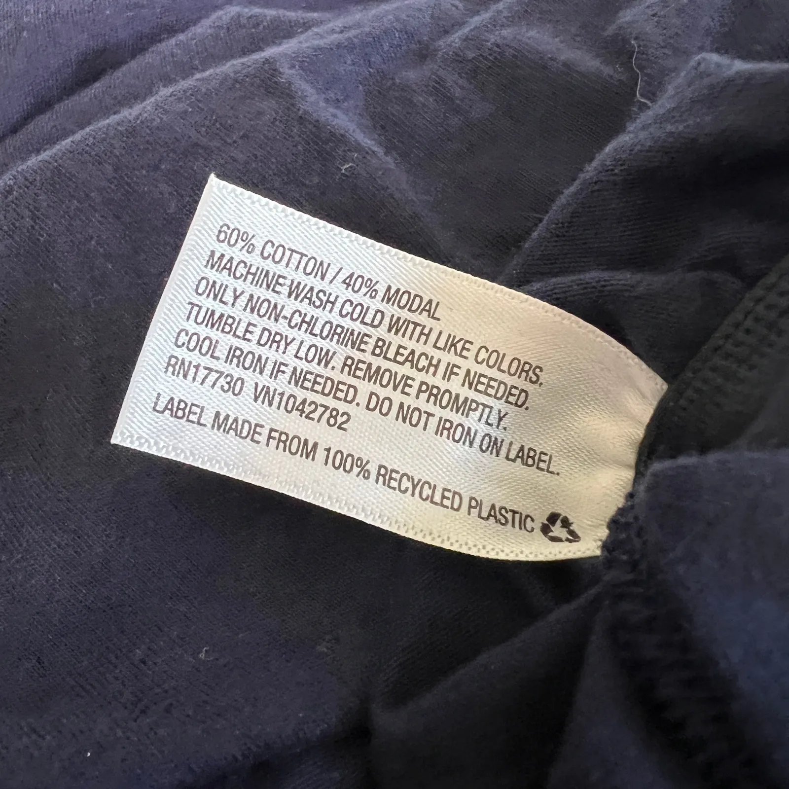 Isabel Maternity Navy Long Sleeve Side Shirred T-Shirt - Size Medium - NWT - Image 4