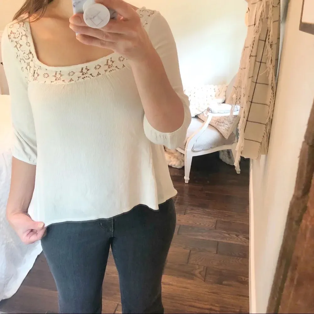 Persaya large boho lacy summer blouse - Image 2