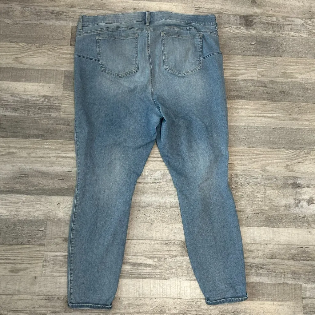 Torrid Premium Bombshell Skinny Distressed Blue Jeans Light Wash R28 - Image 7