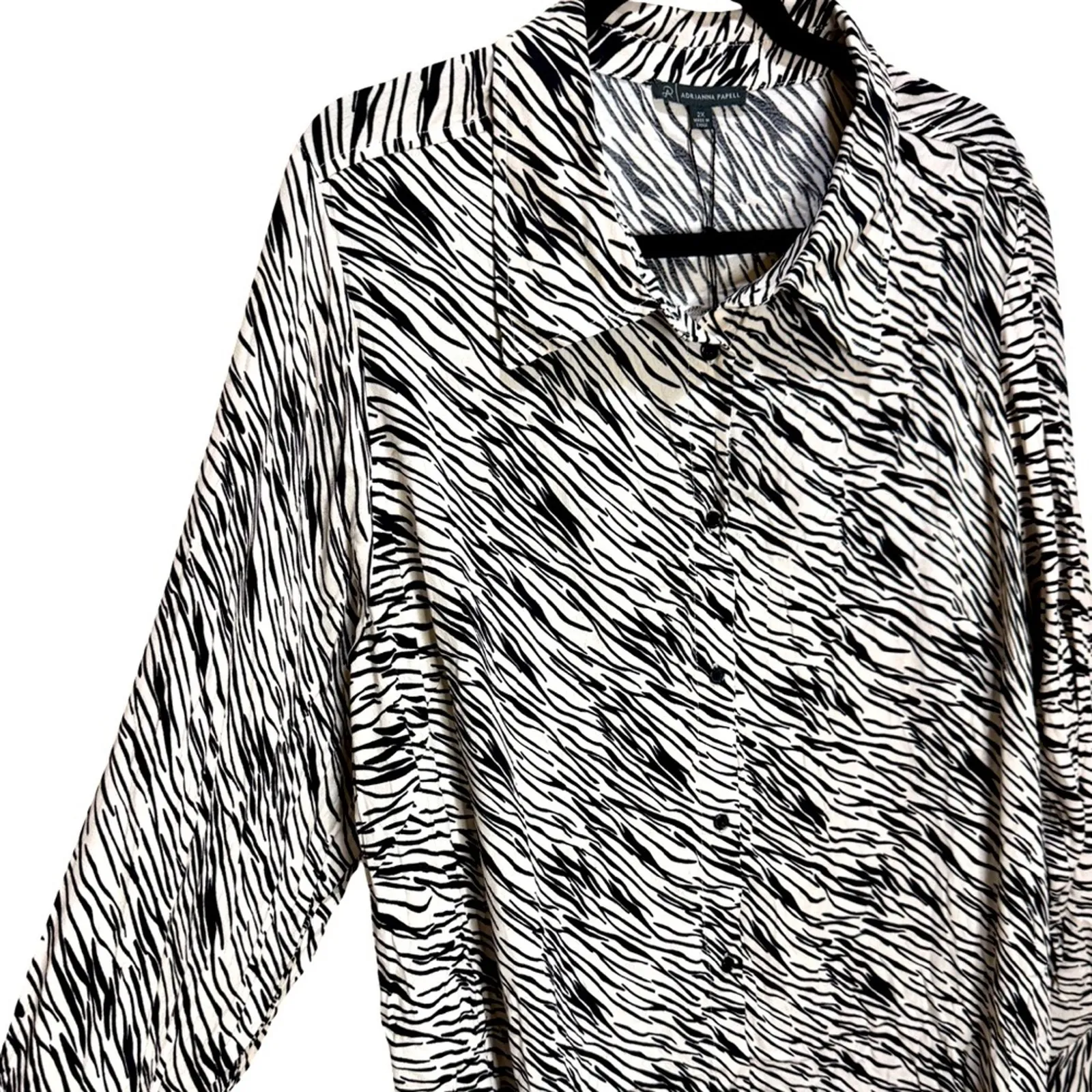 Adrianna Papell Printed Soft Crepe Woven Button Front Top - Zebra Size 2X - Image 3