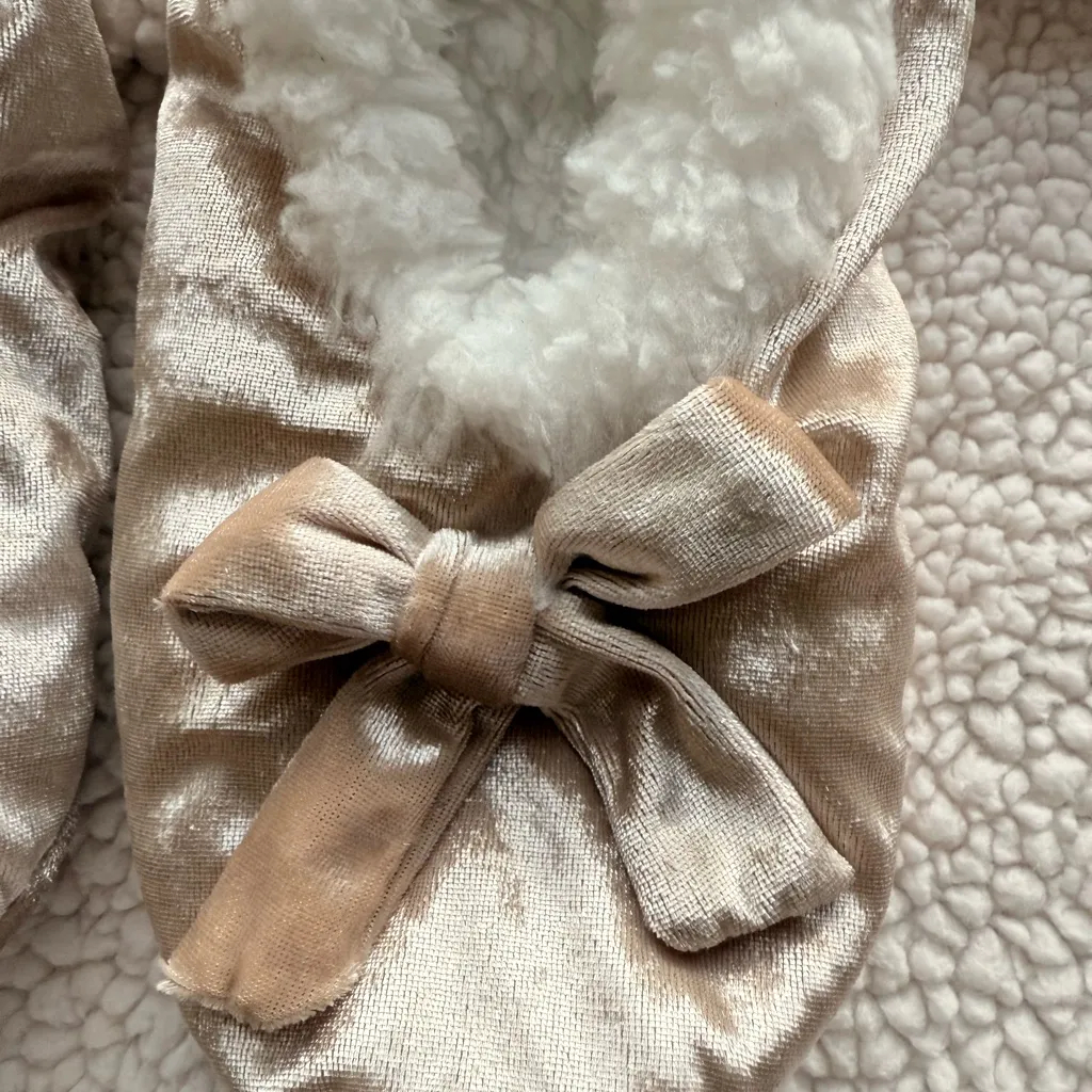 Cozy Velvet Slippers with Bow Size undefined - Image 2