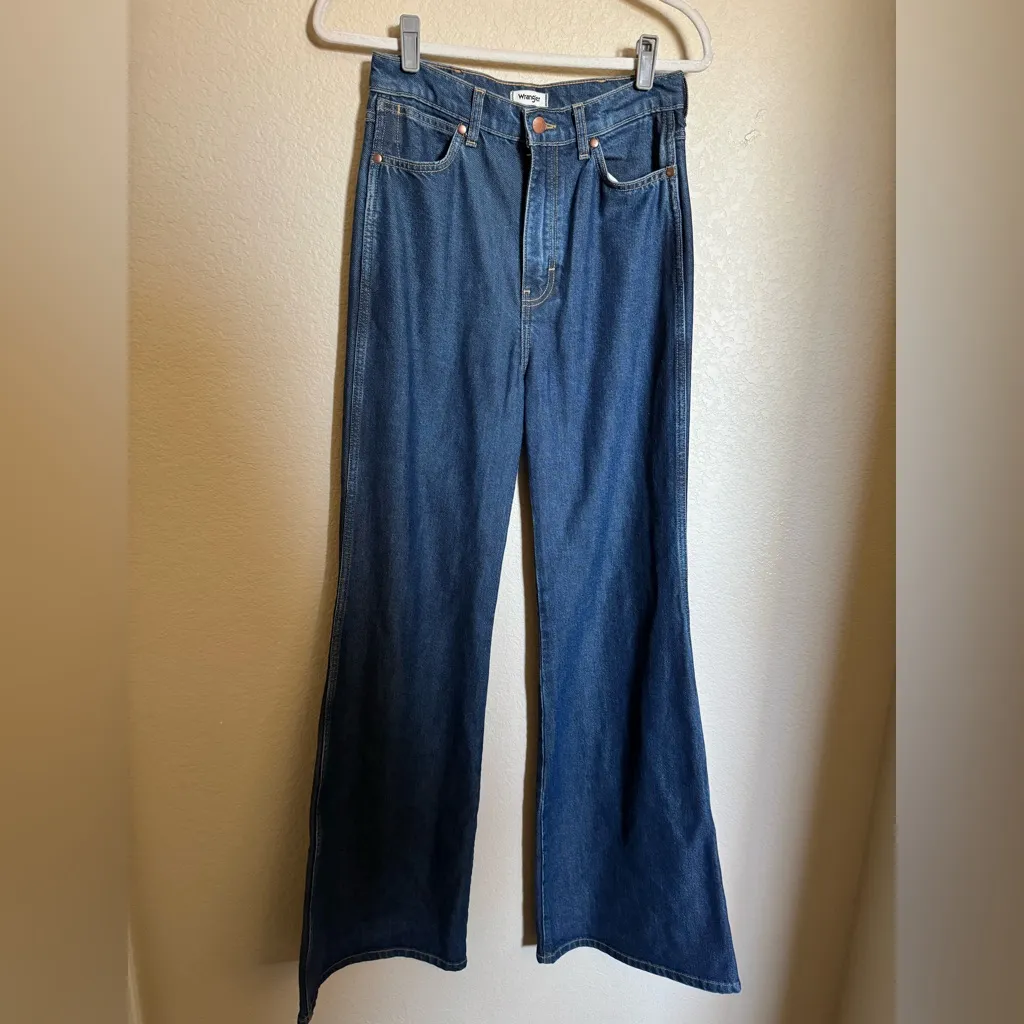 Wrangler Wanderer High Rise Flare Jeans Size 28 x 34 Tall Dark Indigo 622 - Image 3