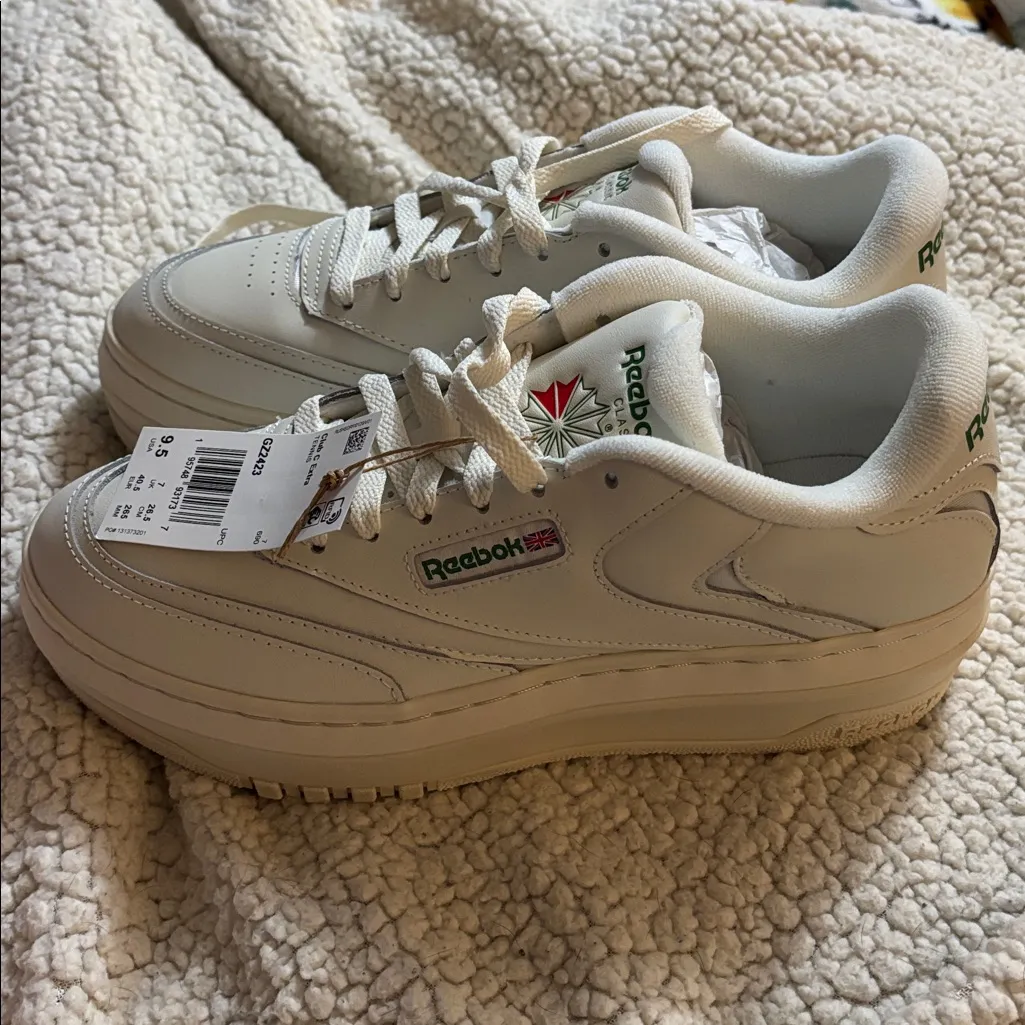 Reebok Off-White Platform Sneakers - Image 3