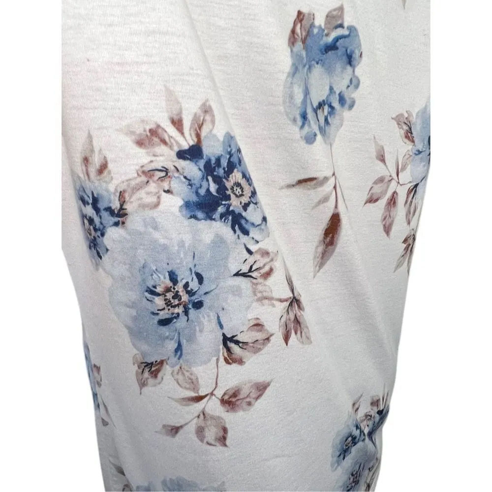 SHEIN Floral Patterned V-Neck Tank Top With Lace Straps - Image 2