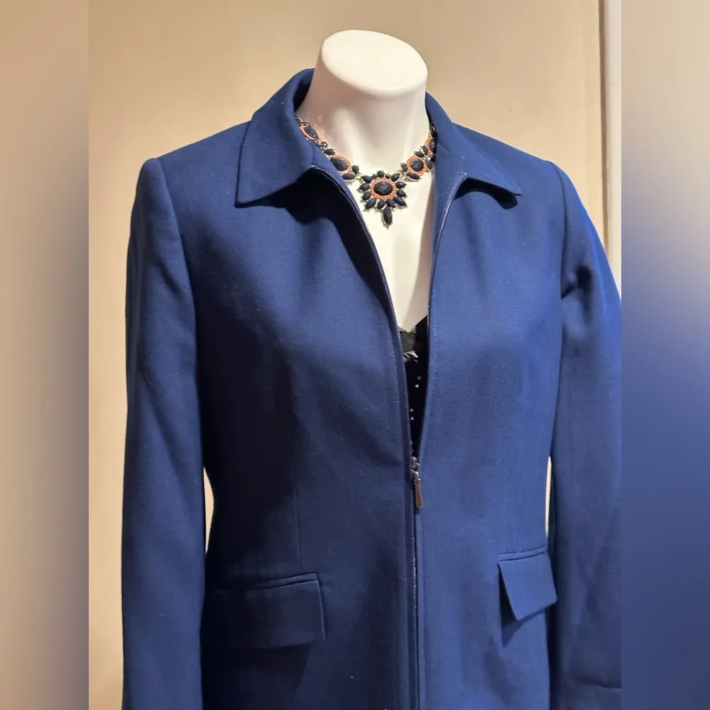 Blue Classic Vintage Jacket Gold Zipper 100% Wool SZ 10 Great Condition. - Image 2