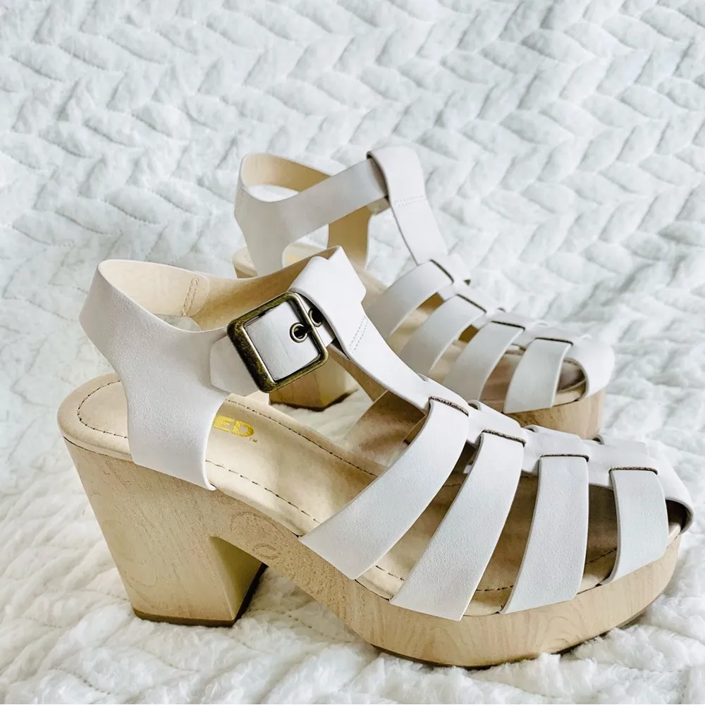 UNR8ED White & Wood Platform Sandals Retro-Inspired Chunky Design. - Image 6