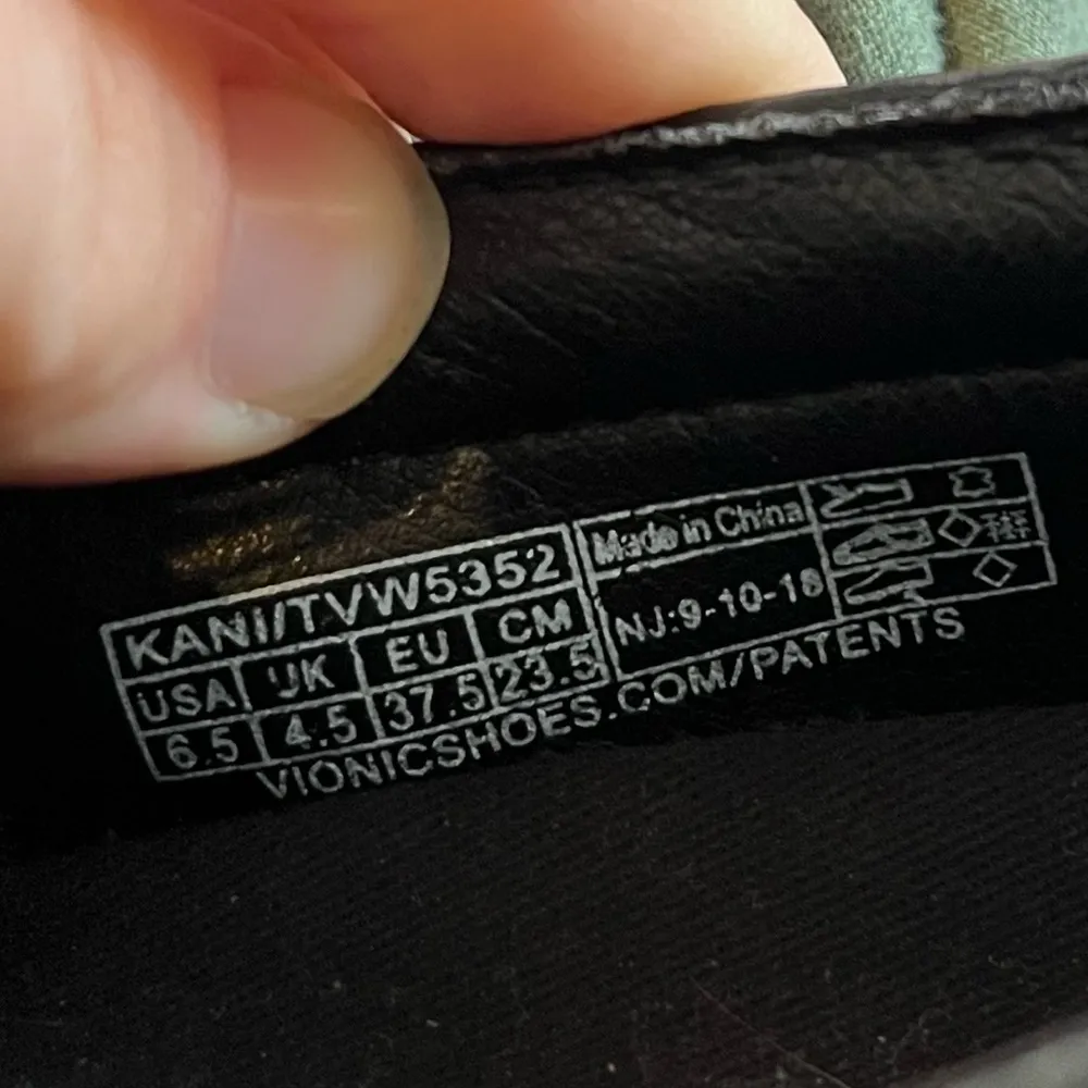 Vionic Kani Leather Slip On Loafers- Size 6.5- Black - Image 8