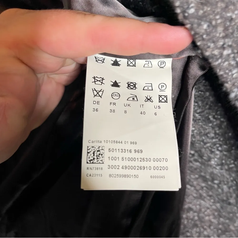 Hugo Boss Brownish Wool coat size 6 - Image 7