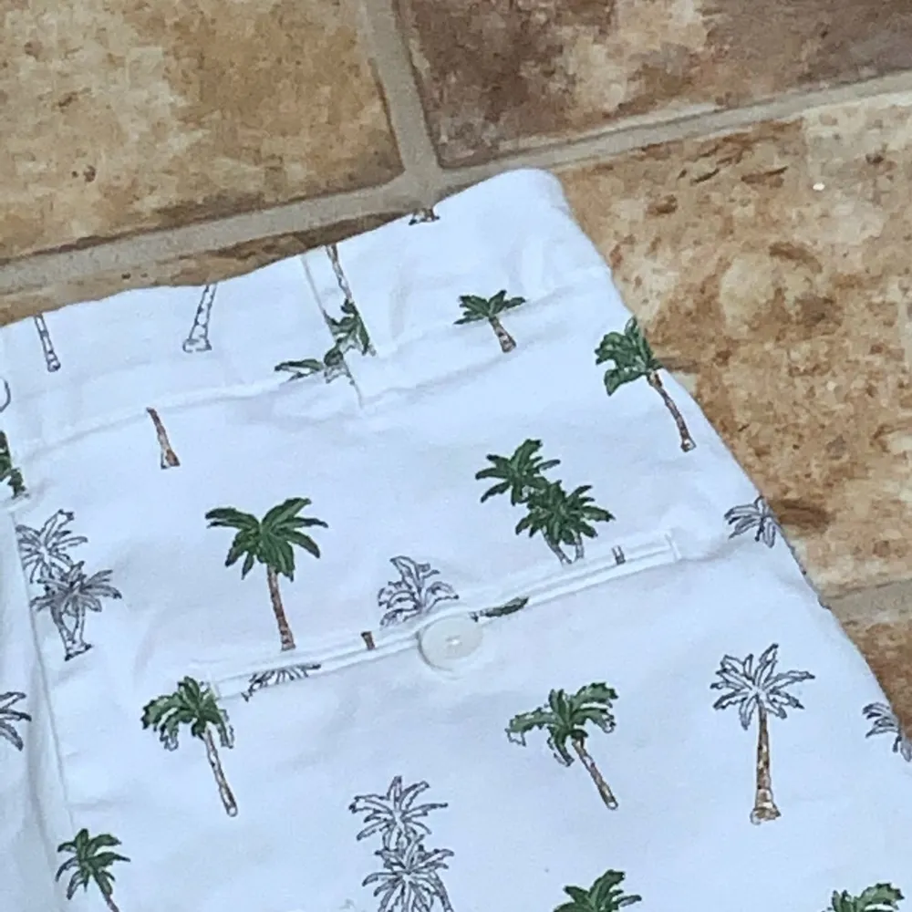 Zara High Rise White Bermuda With Green Palm Tress Pockets Shorts XS - Image 9