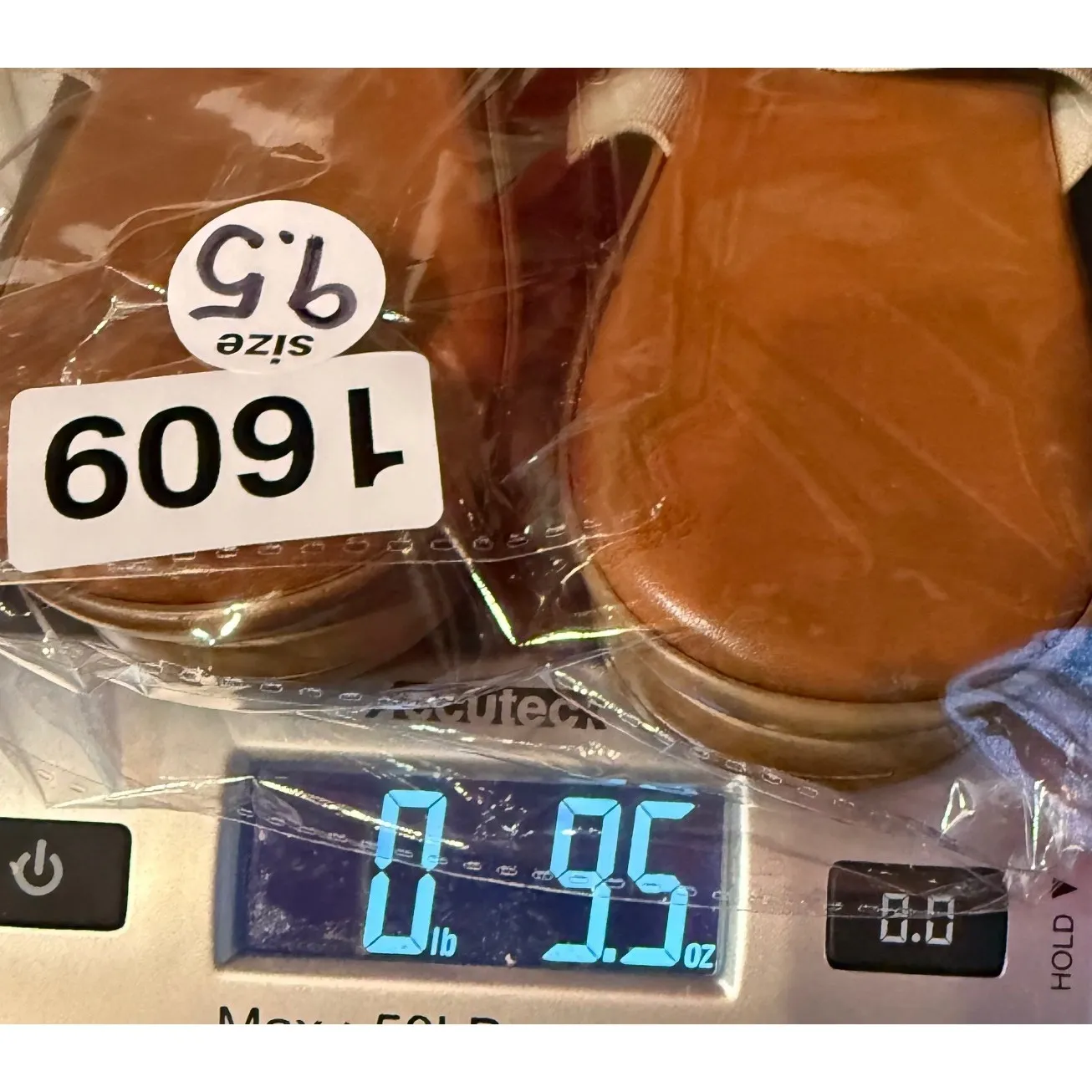 Italian Shoemakers Women 9.5 Brown Leather Slip On Thong Sandals Tan Gold Accent - Image 7