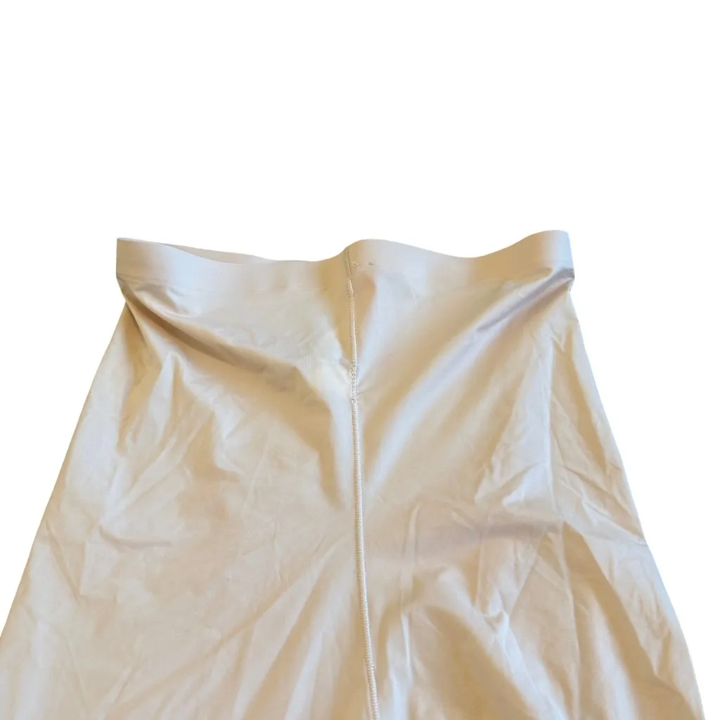 Spanx High Waisted Shapewear Shape Wear Shorts Slimming Compression Size Medium - Image 3