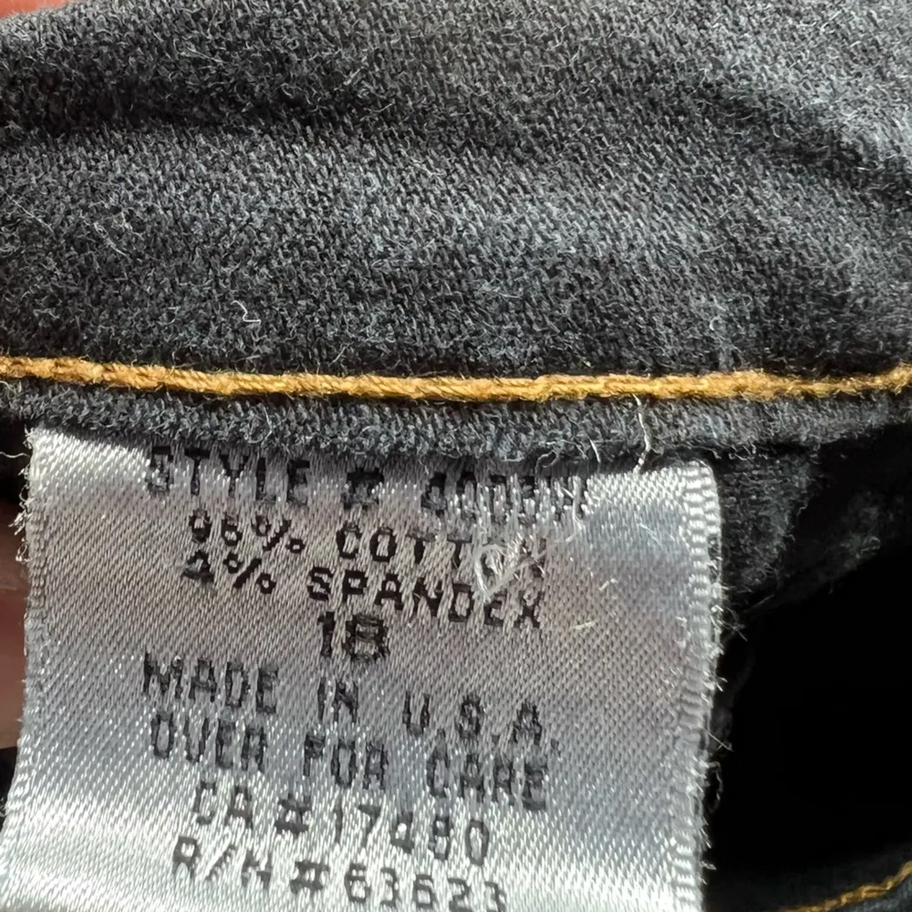 NYDJ tummy tuck technology size 18 boot cut jeans - Image 7