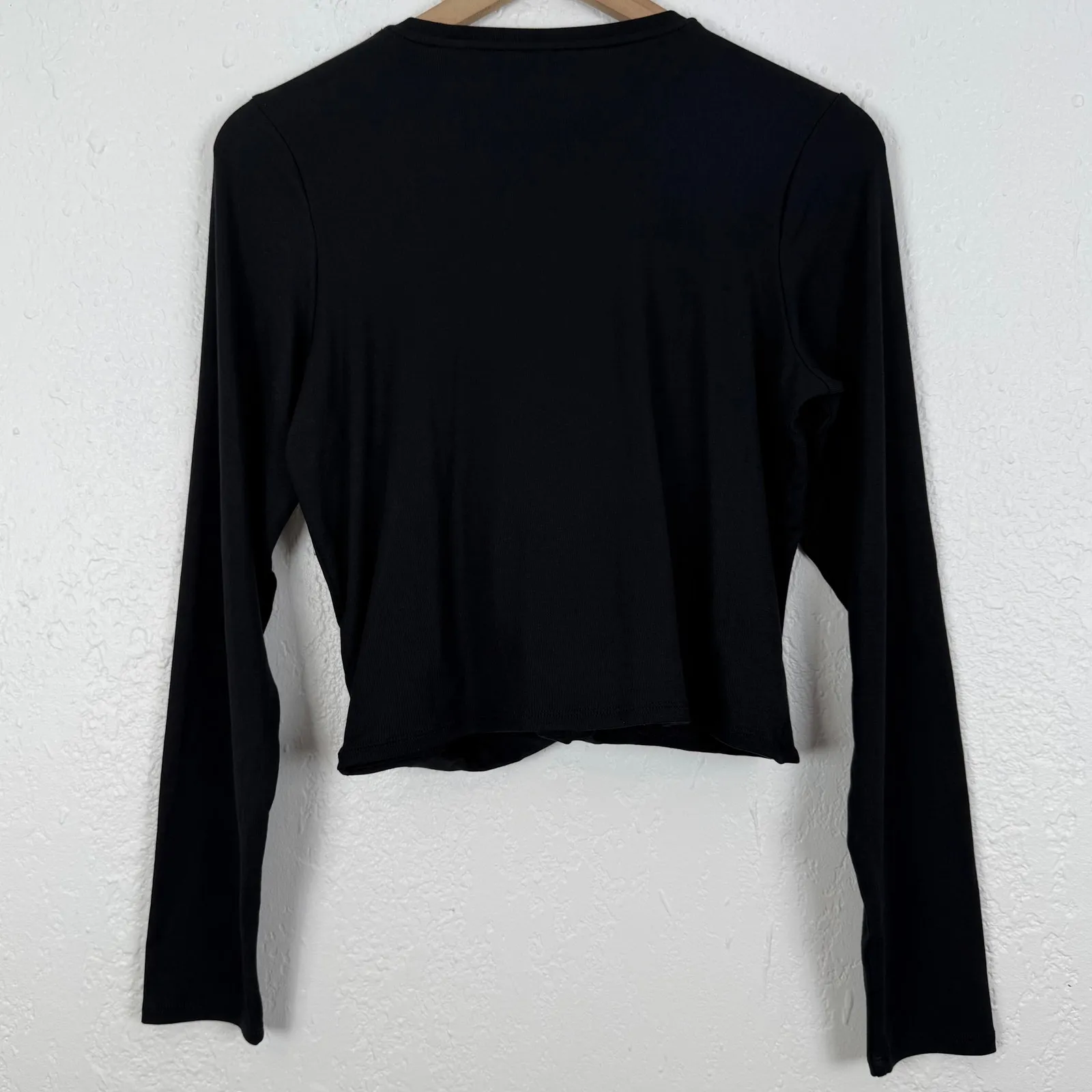 Spanx Better Base Twist and Fold Long Sleeve Wrap Top in Black NWT Size XL - Image 3