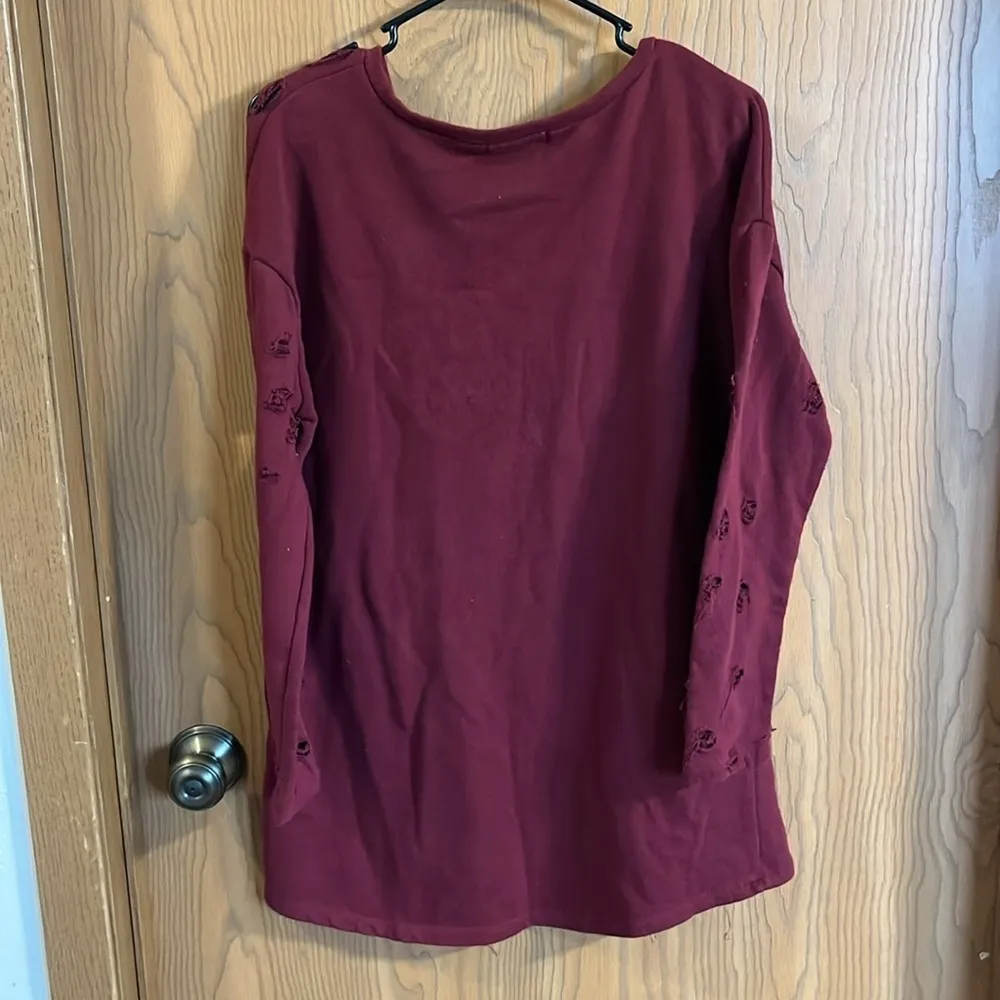 ActiveUSA Women’s Distressed‎ Grunge Burgundy Oversized Sweater Medium - Image 9