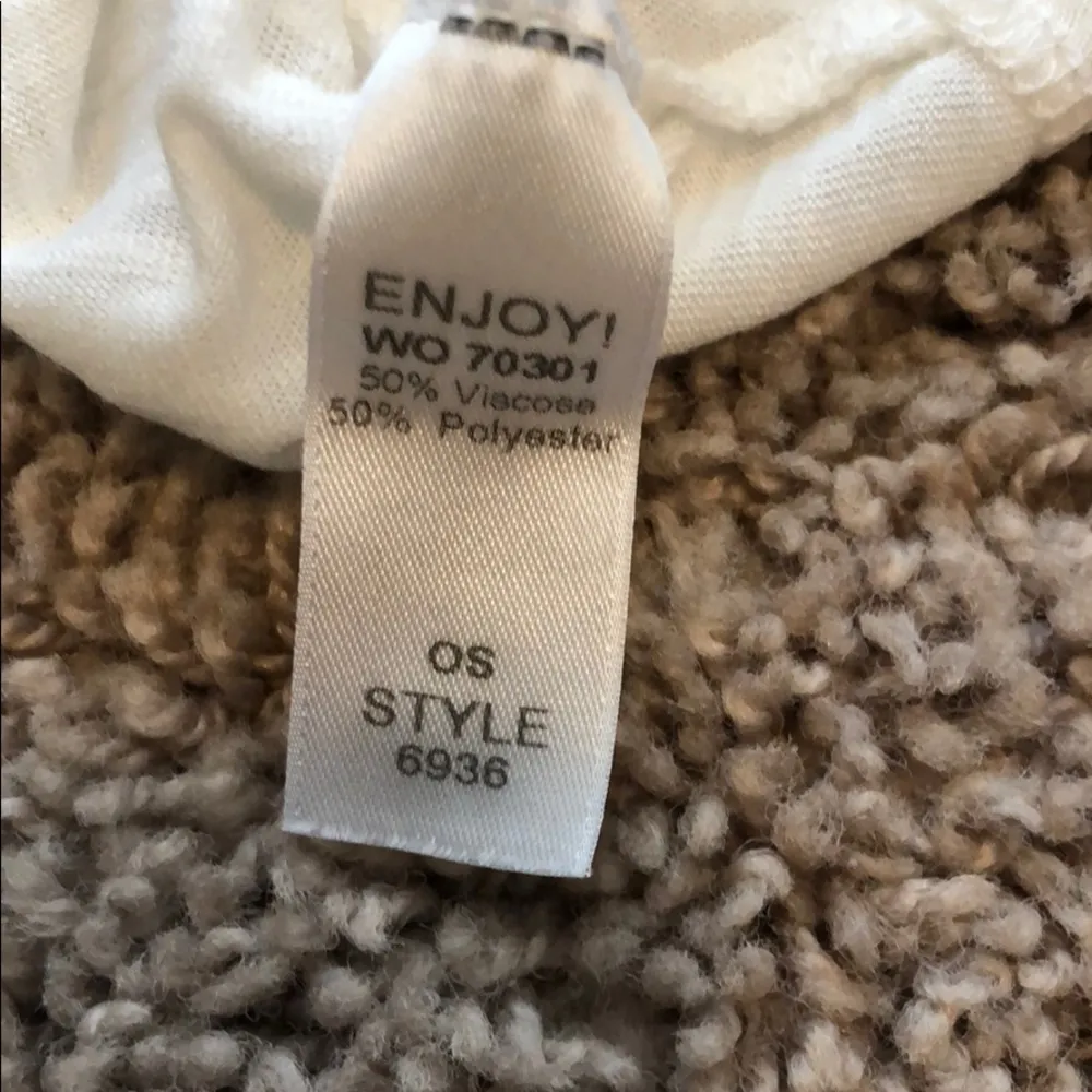 top cold shoulder white  OS - Image 5