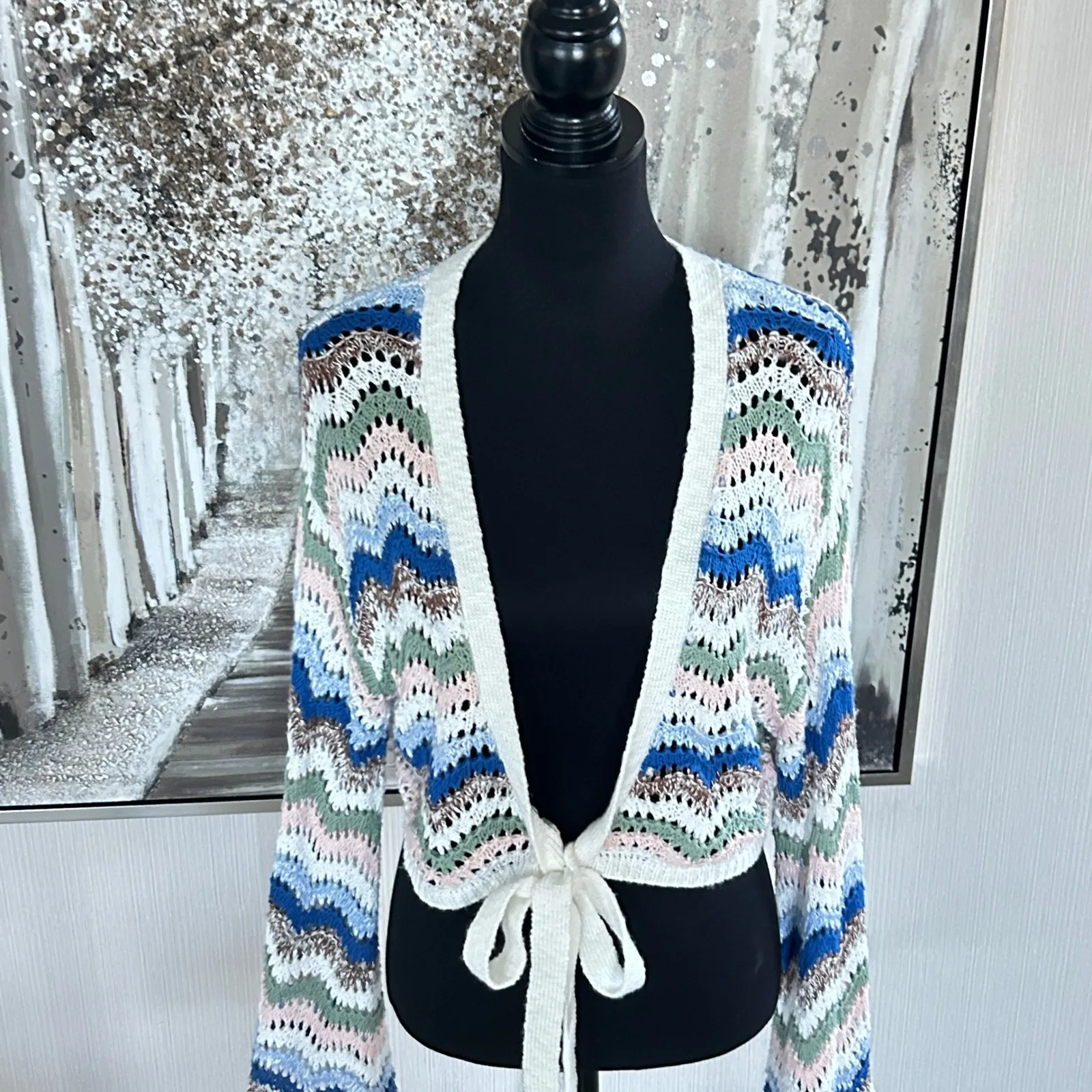 Francesca's Multicolor Crochet Bell Sleeve Fleur Tie Front‎ Pullover NWT - Image 7