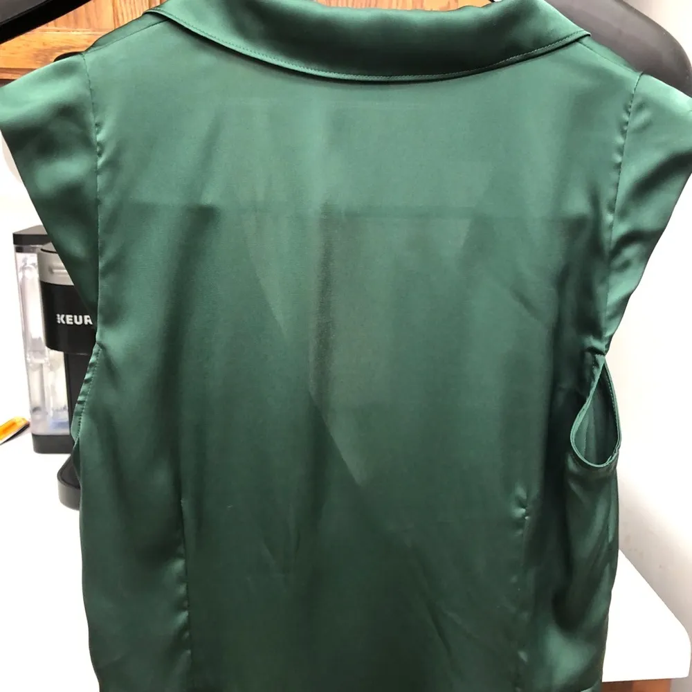 Ann Taylor Green silk blouse top Flounce Ruffle Petite 6 - Image 6