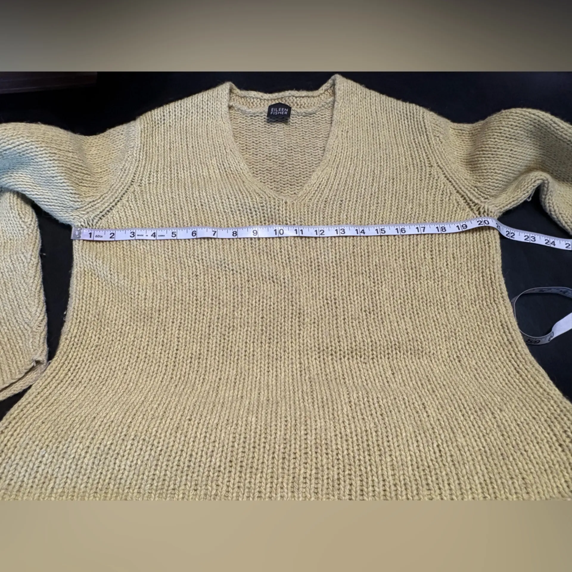 Eileen Fisher Wool Blend Light Green V-Neck Sweater. - Image 8