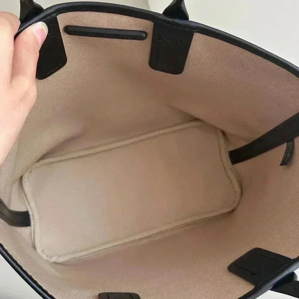 MICHAEL KORS Jodie Small Logo Jacquard Tote Bag Small Tote - Black MSRP $348 NWT - Image 16