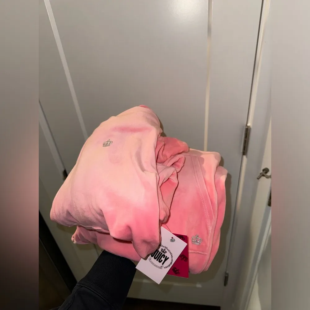 NWT Juicy by Juicy Couture Pink Velour Tracksuit Set Zip Jacket Pants - Size L - Image 11