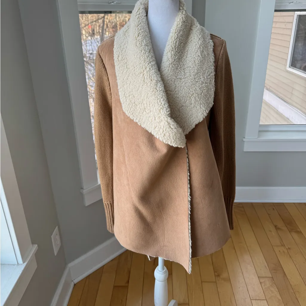 New York & Company Tan Ivory Faux Suede Sherpa Sweater Jacket Coat Size Medium - Image 2