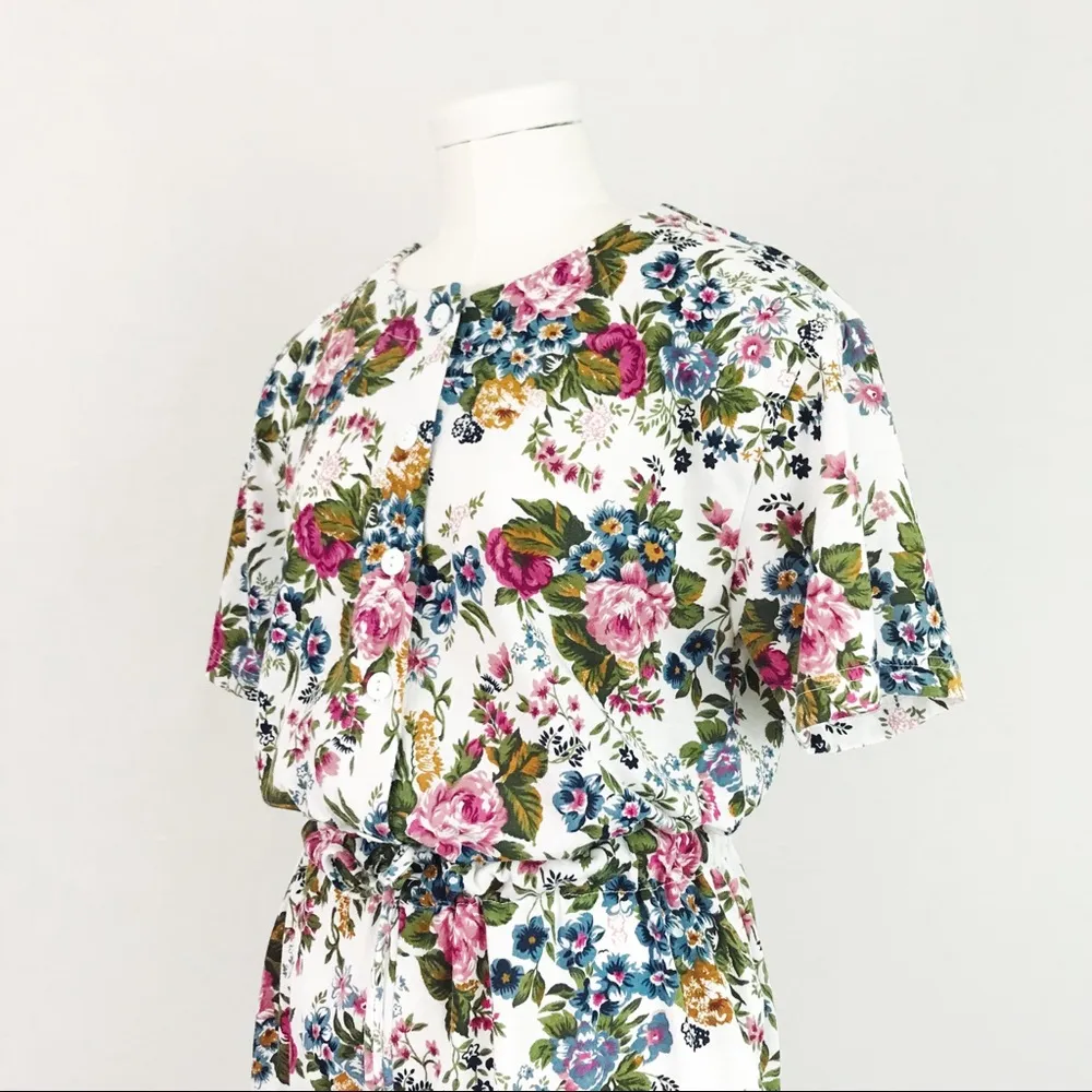 Vintage Floral Romper in White | Size M Size M - Image 4