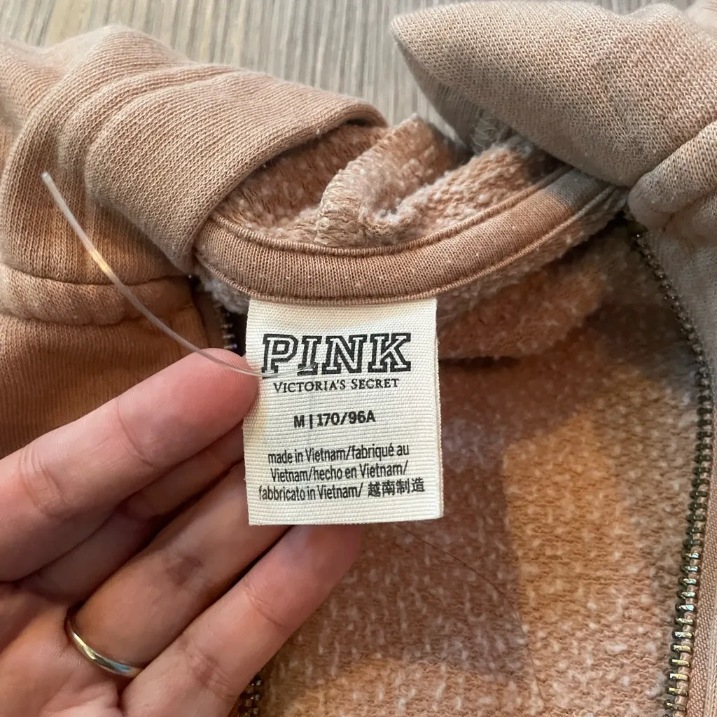 PINK Victoria’s Secret Oversized Light Tan Mocha Zip Up Hoodie size Medium - Image 5