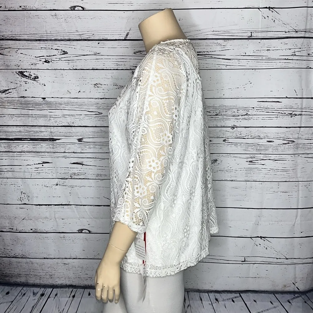 Ruby Rd. Woman NWT Size 2X White Lace Overlay Blouse & Tank Top - Image 2