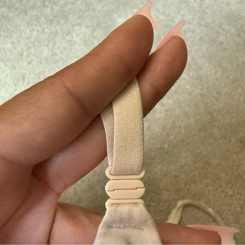 Victoria’s Secret Light Beige Body By Victoria Lightly lined Demi Bra Size 32 B - Image 5