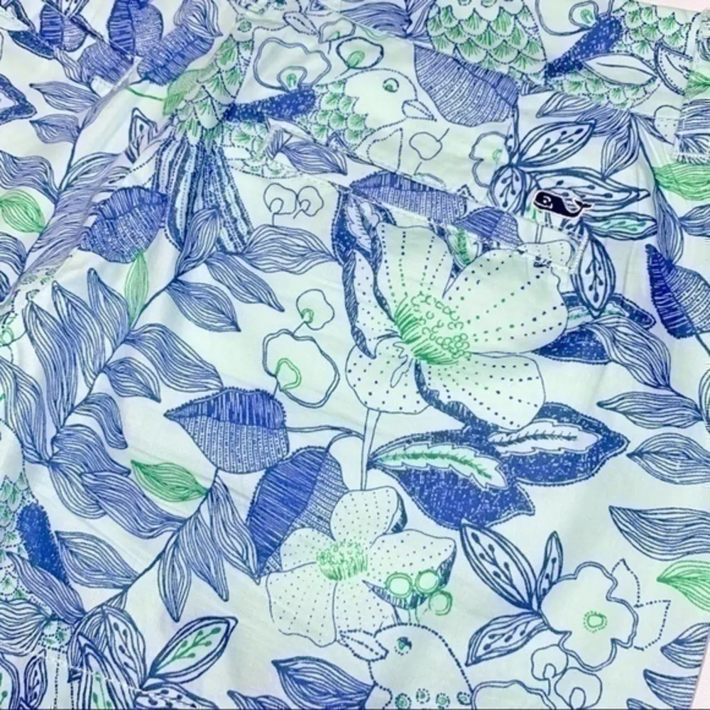 Vineyard Vines Size 00 Cordia Green Navy Floral Printed Dayboat Shorts - Image 7