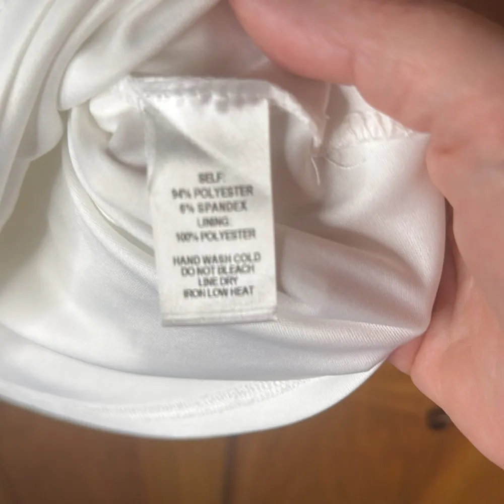 Lulu's Shift Dress Short Sleeve Gold Zipper on Back, Medium - Image 6