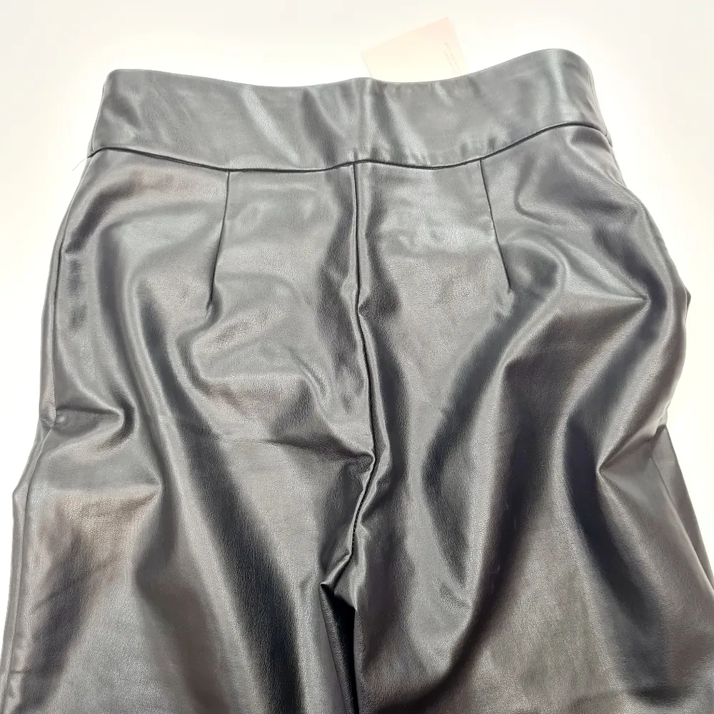 superdown  Adonia Zipper Front Pant in Black - Image 10