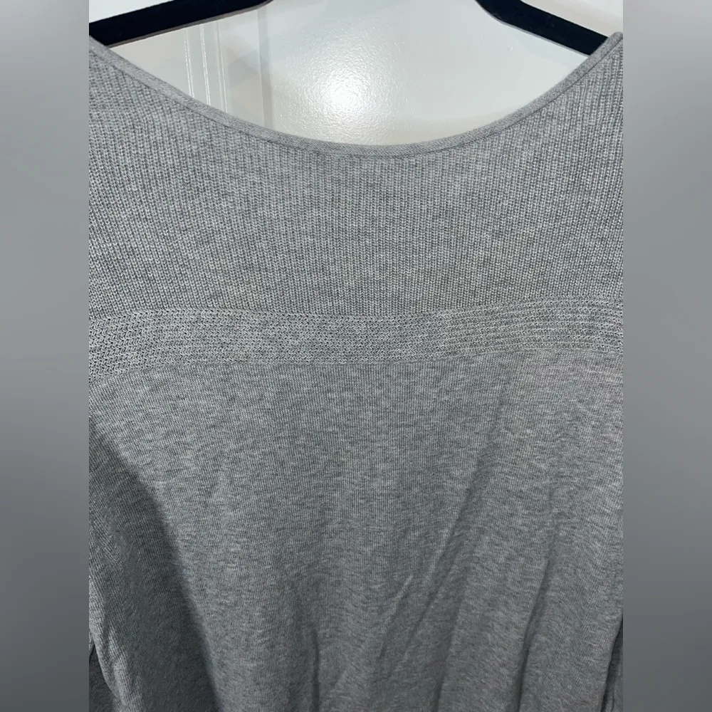 Caslon Sweater Light Grey Nordstrom Silver Long Sleeve Dolman Pleated Knit Large - Image 10