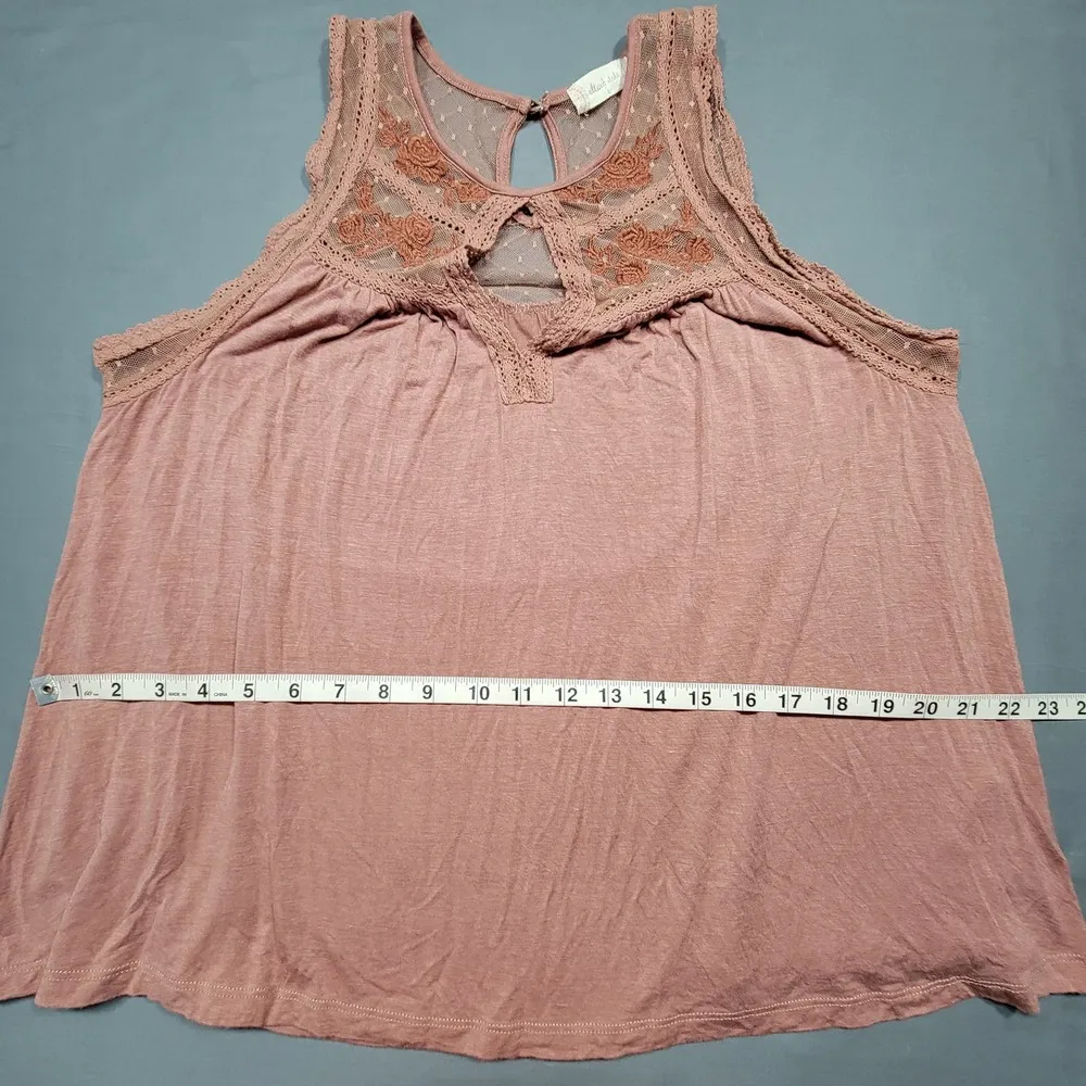 Altar'd State Women Tank Size L Pink Rose Stretch Floral Lace Scoop Neck Keyhole - Image 4