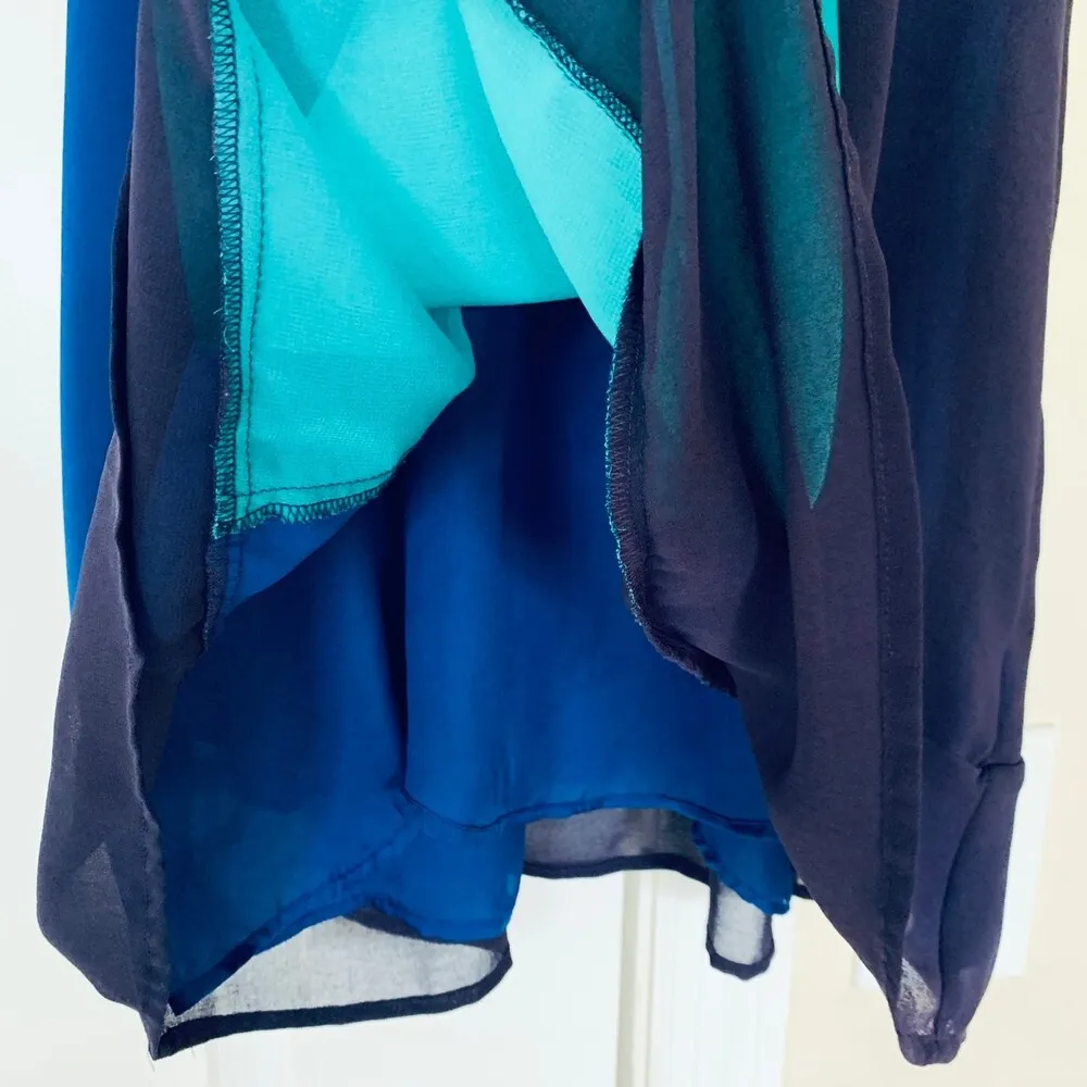 Forever 21 Barbie Geo Print Sleeveless Dressy Tank Top Tunic Blouse | Size: S - Image 6