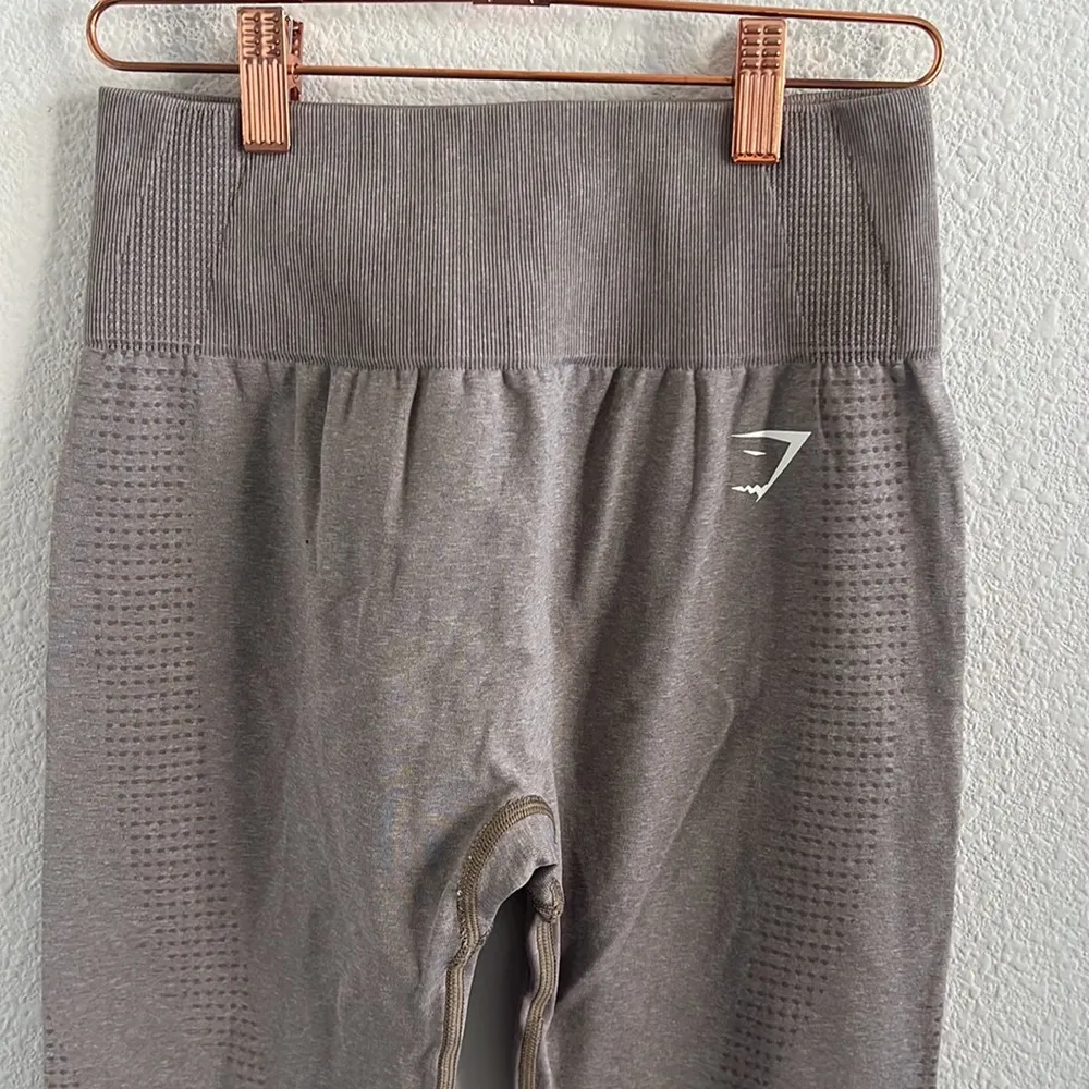 Gymshark Neutral Beige Vital 2.0 Leggings Medium - Image 3