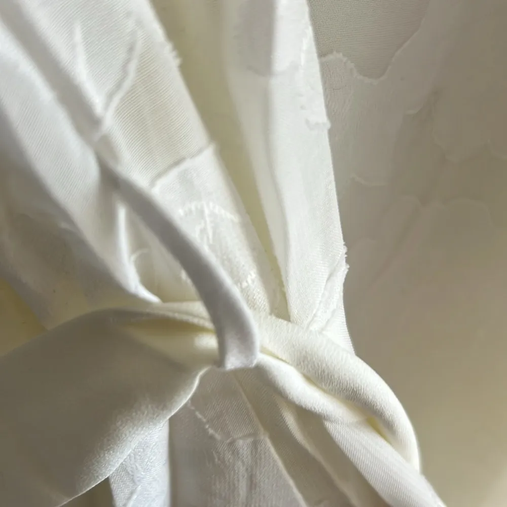 Anthropologie label three eighty - two White V-Neck dress NWT - Image 5