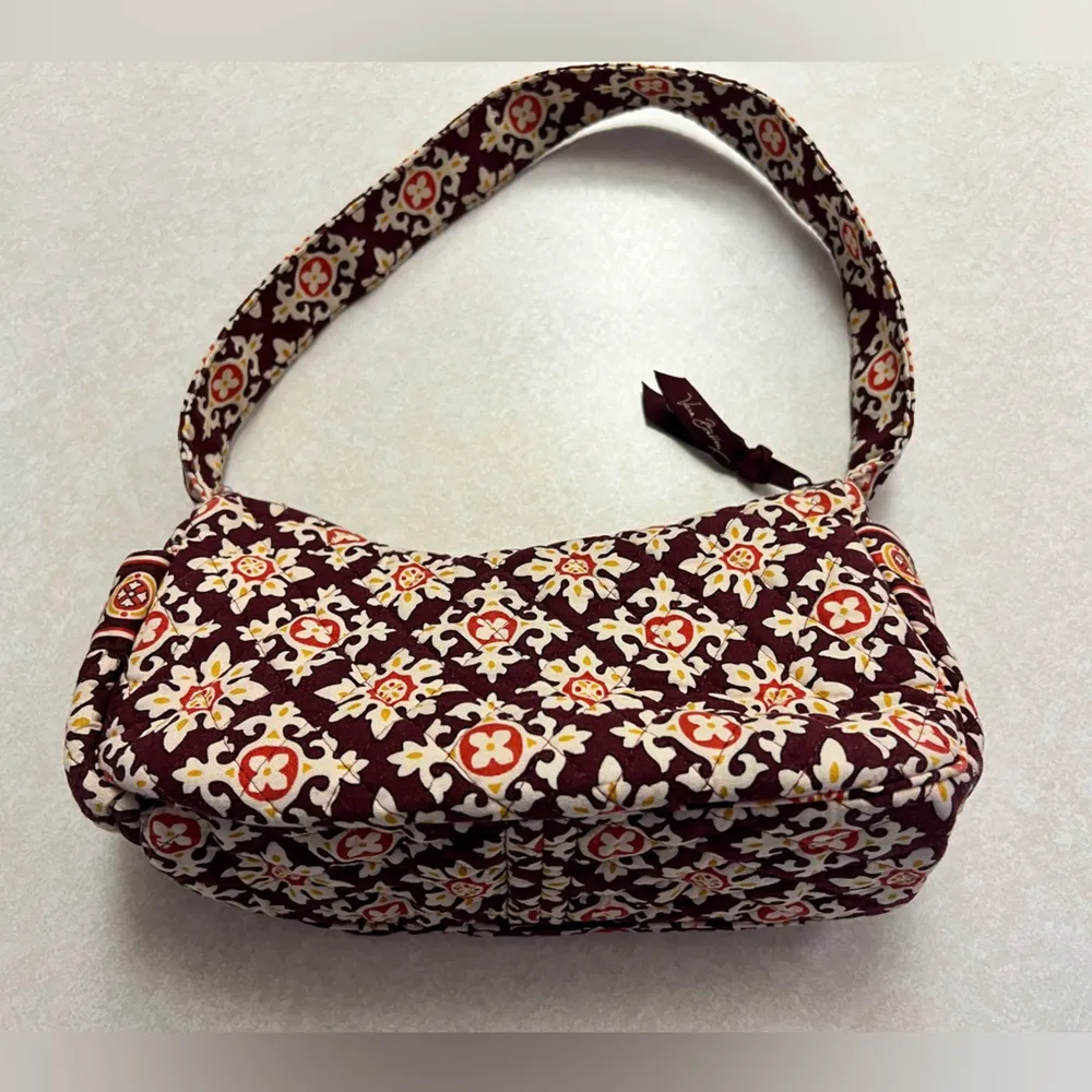 CRESCENT SHOULDER PURSE! - Image 3